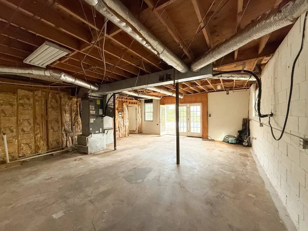 10359 County Road 65 Roanoke AL 36274
