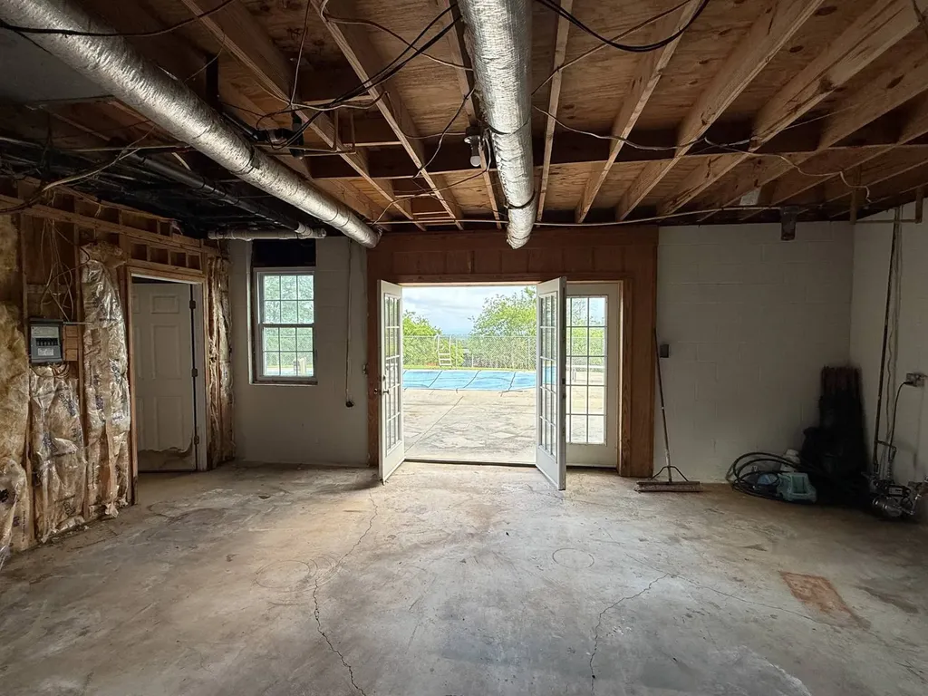 10359 County Road 65 Roanoke AL 36274