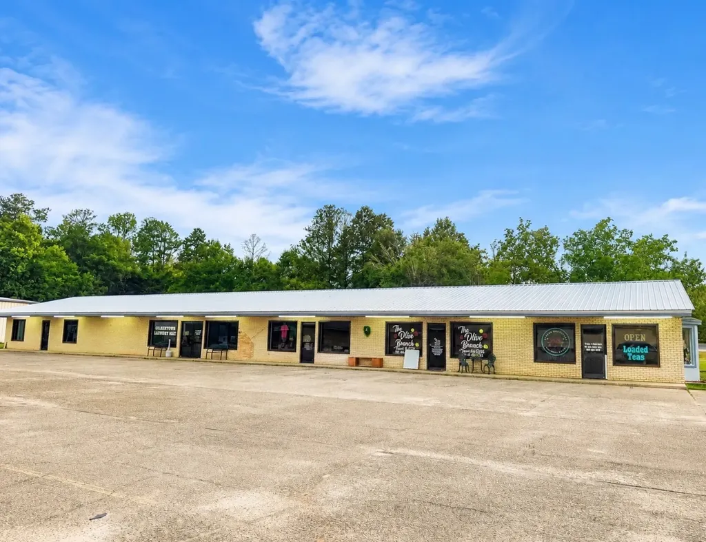 95 West Main Street Gilbertown AL 36908