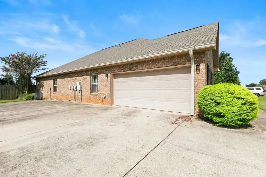 9708 Cobham Park Drive Daphne AL 36526