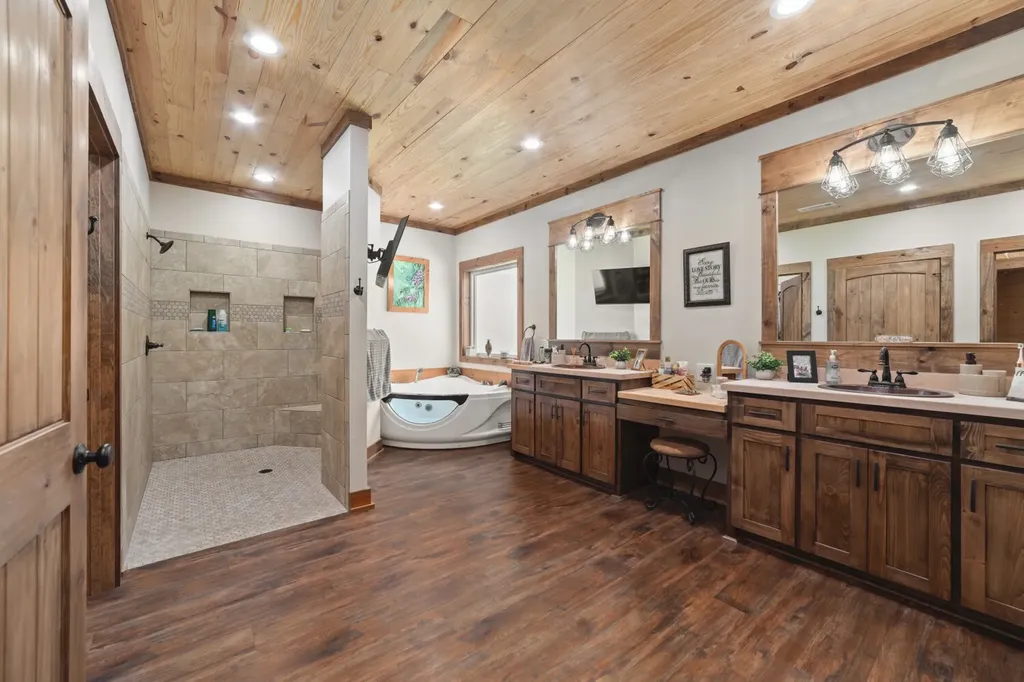 1882 County Road 4419 Brundidge AL 36010