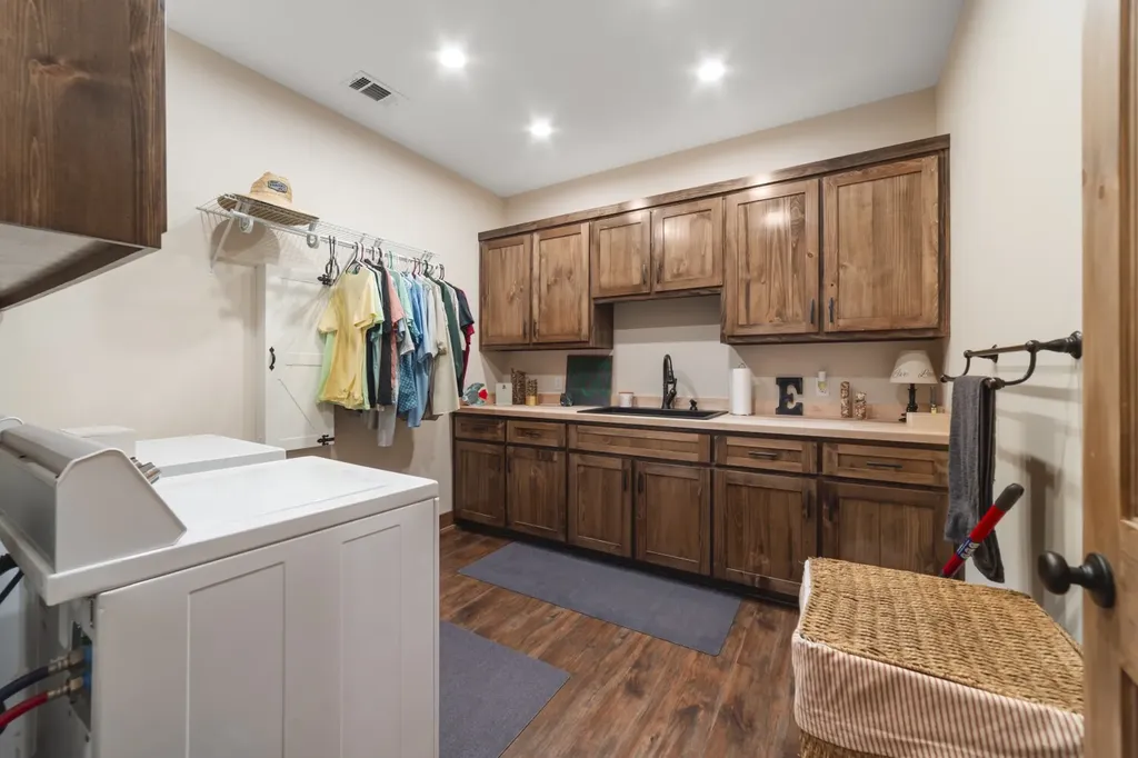 1882 County Road 4419 Brundidge AL 36010
