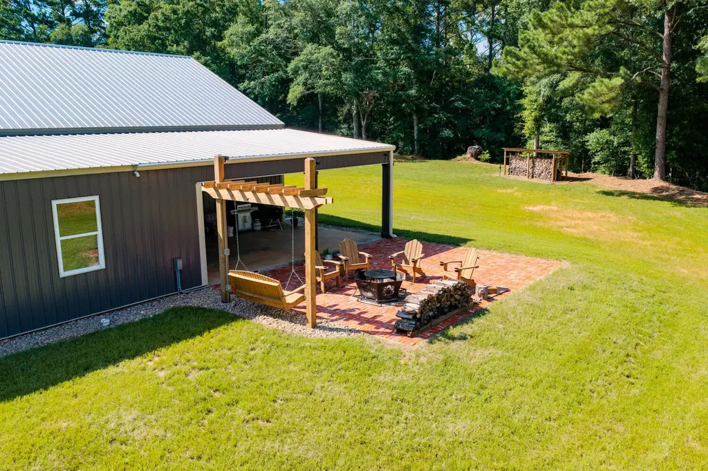 1882 County Road 4419 Brundidge AL 36010