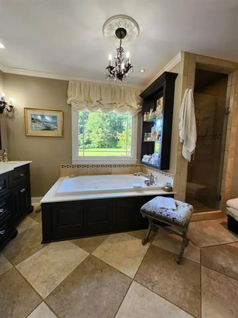 3913 Co Road 158 Florence AL 35633