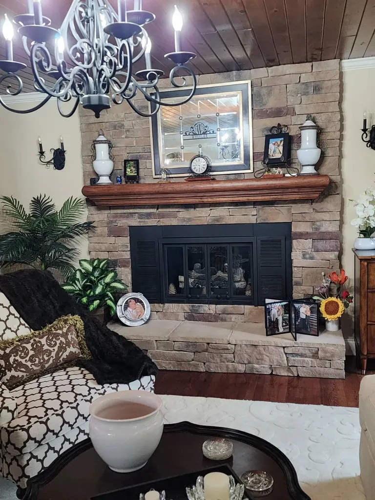 3913 Co Road 158 Florence AL 35633
