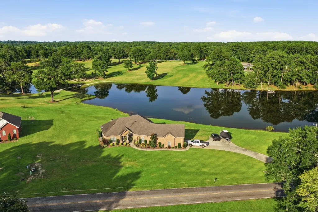 2654 Taylor Mill Road Elba AL 36323