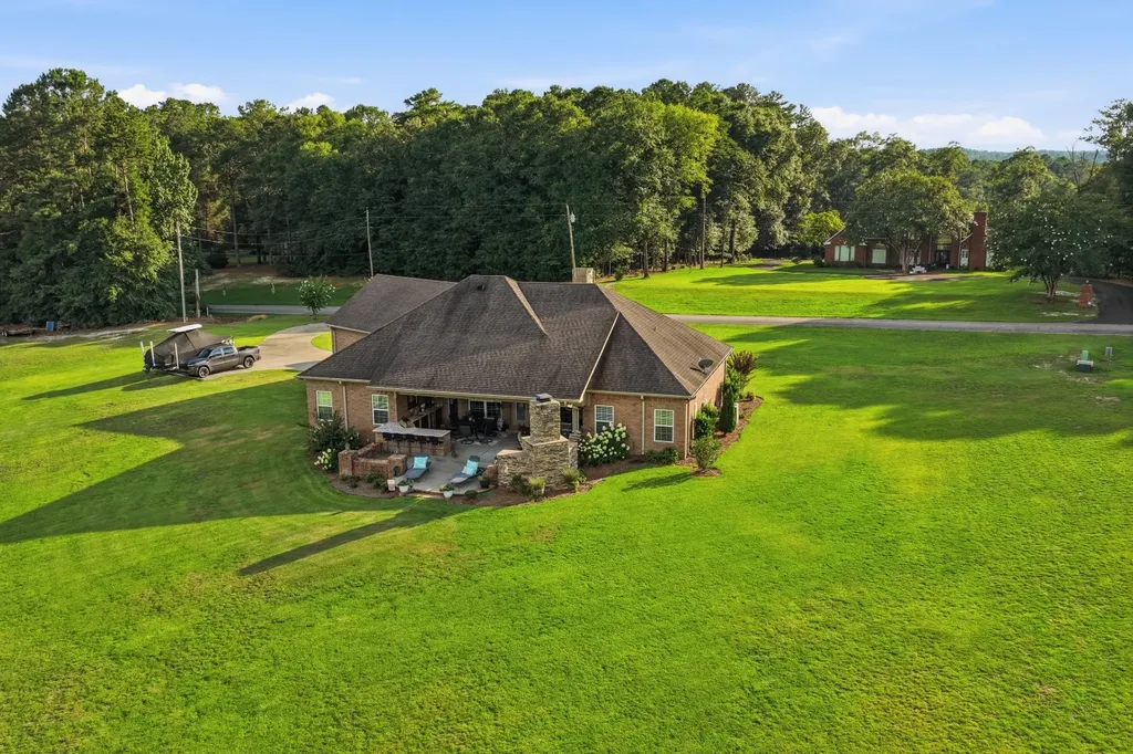 2654 Taylor Mill Road Elba AL 36323