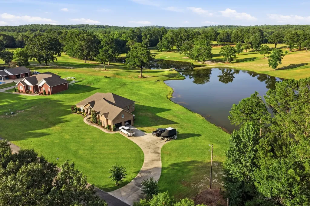 2654 Taylor Mill Road Elba AL 36323