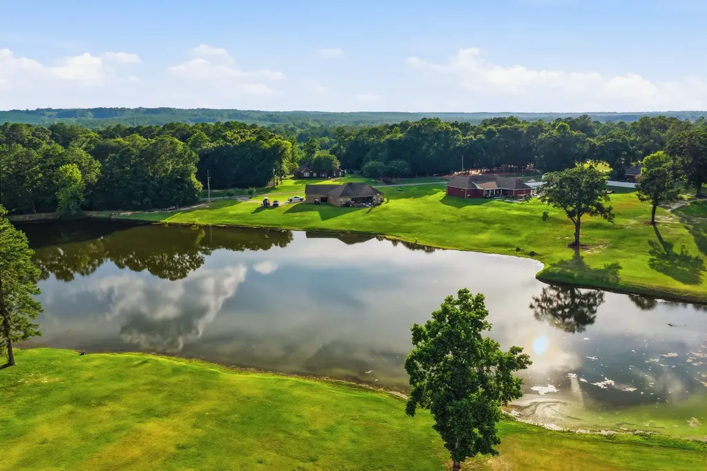 2654 Taylor Mill Road Elba AL 36323