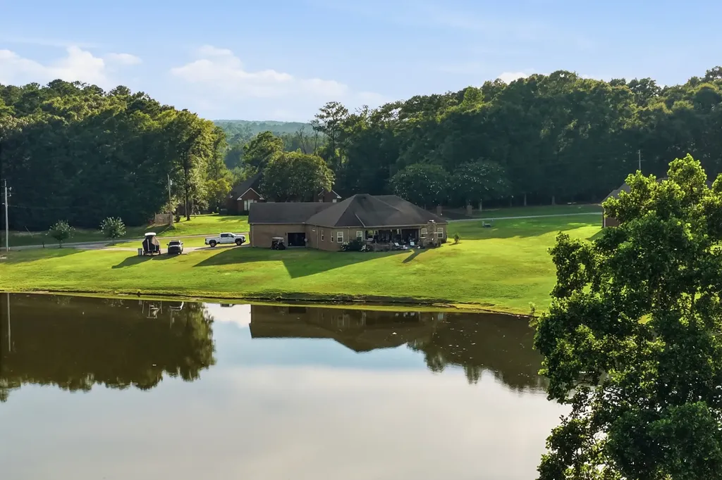 2654 Taylor Mill Road Elba AL 36323