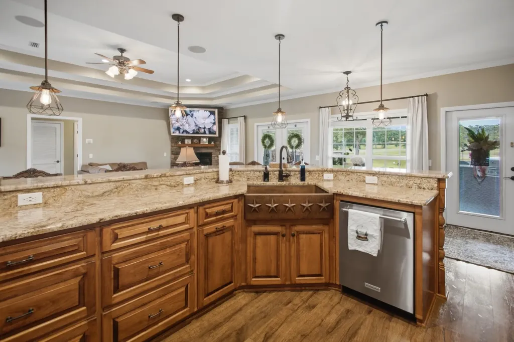2654 Taylor Mill Road Elba AL 36323