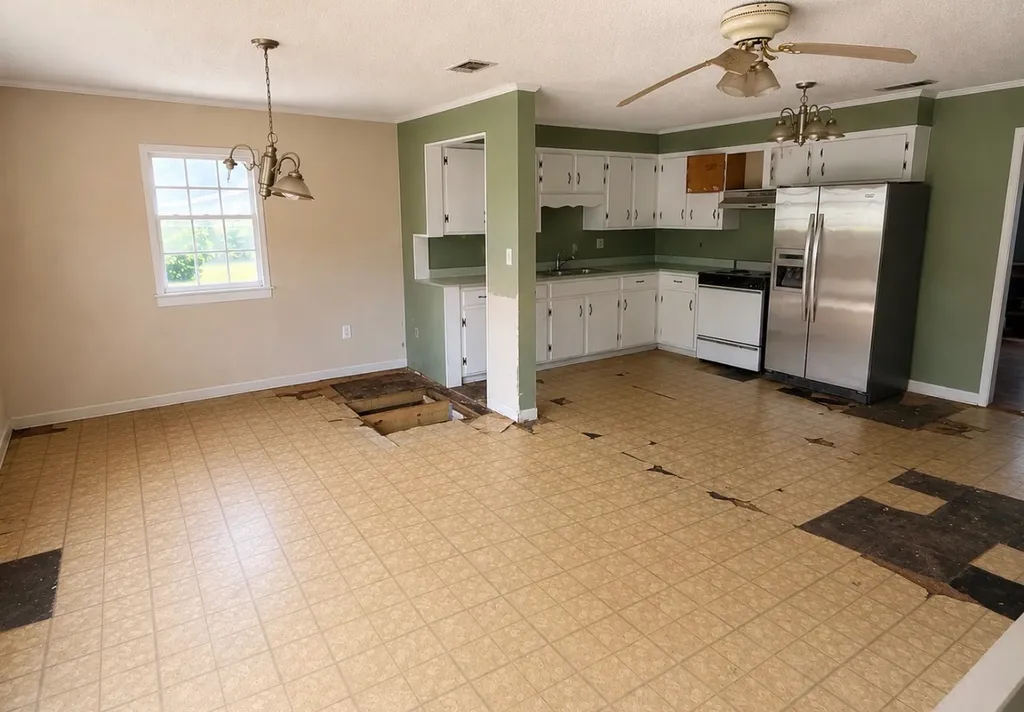 675 Pine Street Thomasville AL 36784