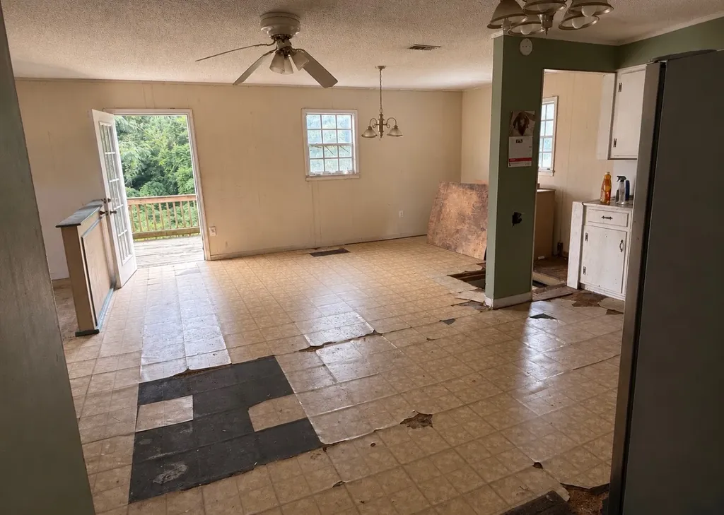 675 Pine Street Thomasville AL 36784