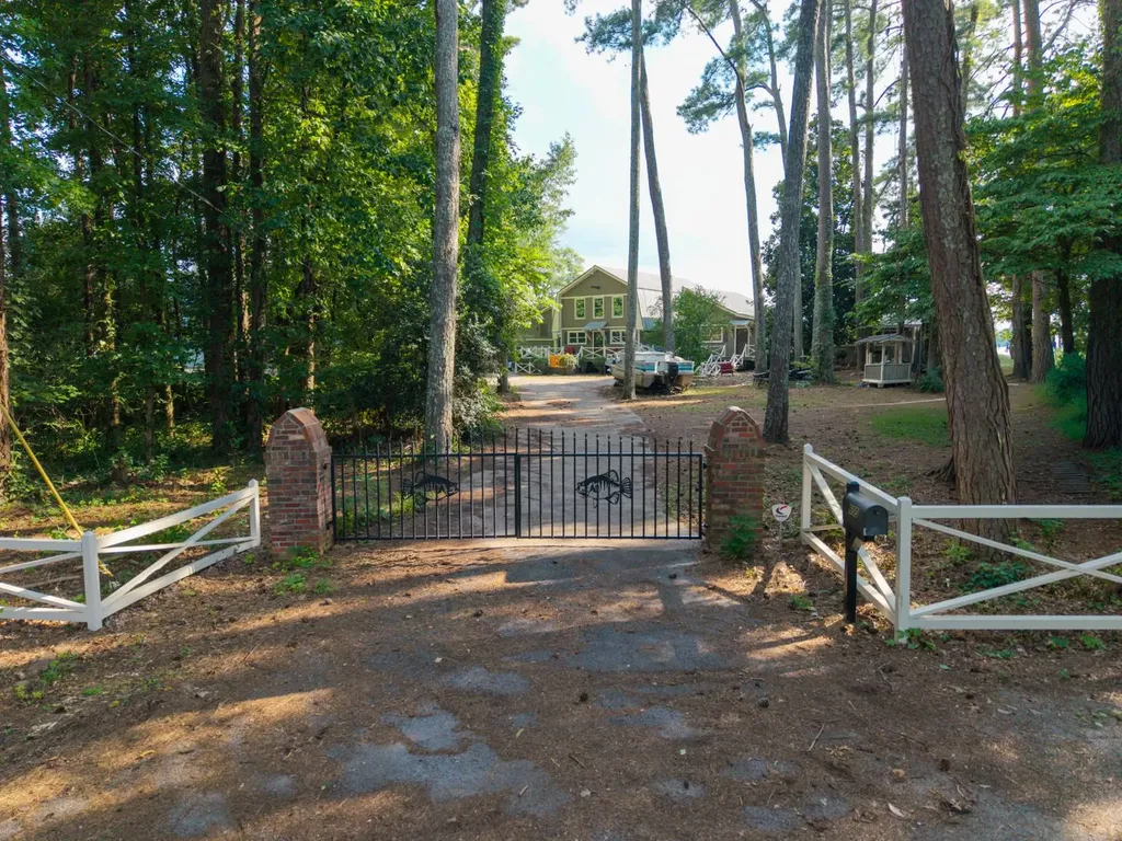 600 County Road 650 Cedar Bluff AL 35959