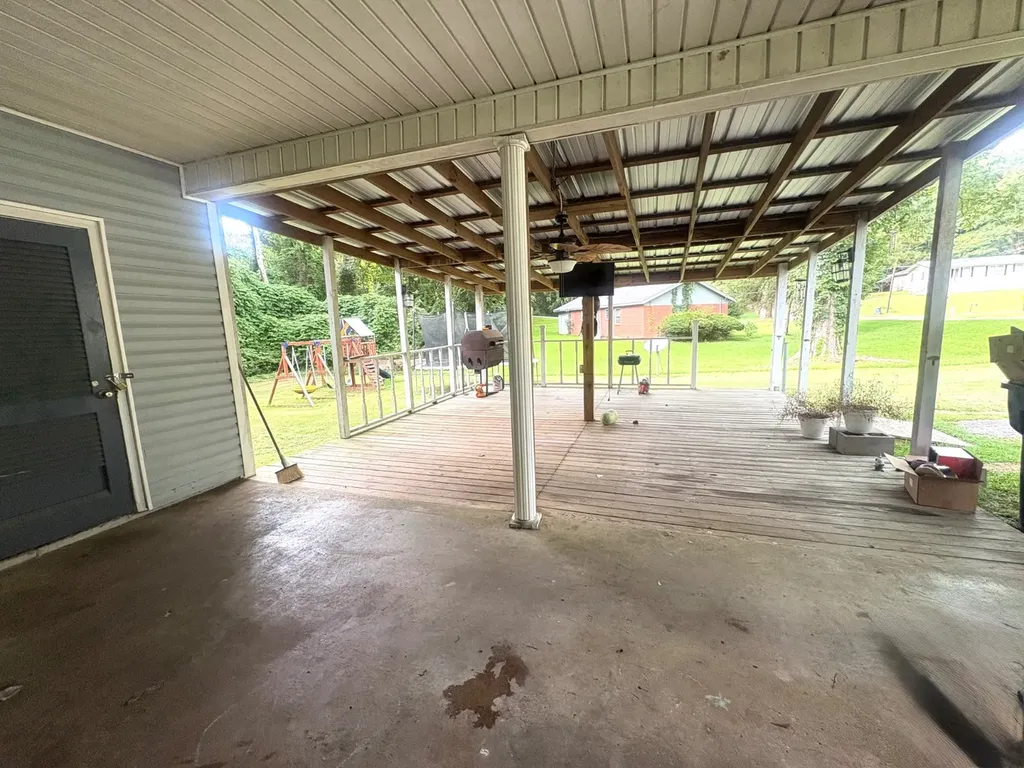 611 Maureen Lane Butler AL 36904