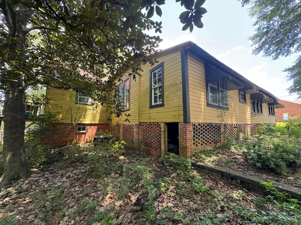 208 West Mill Street Georgiana AL 36033