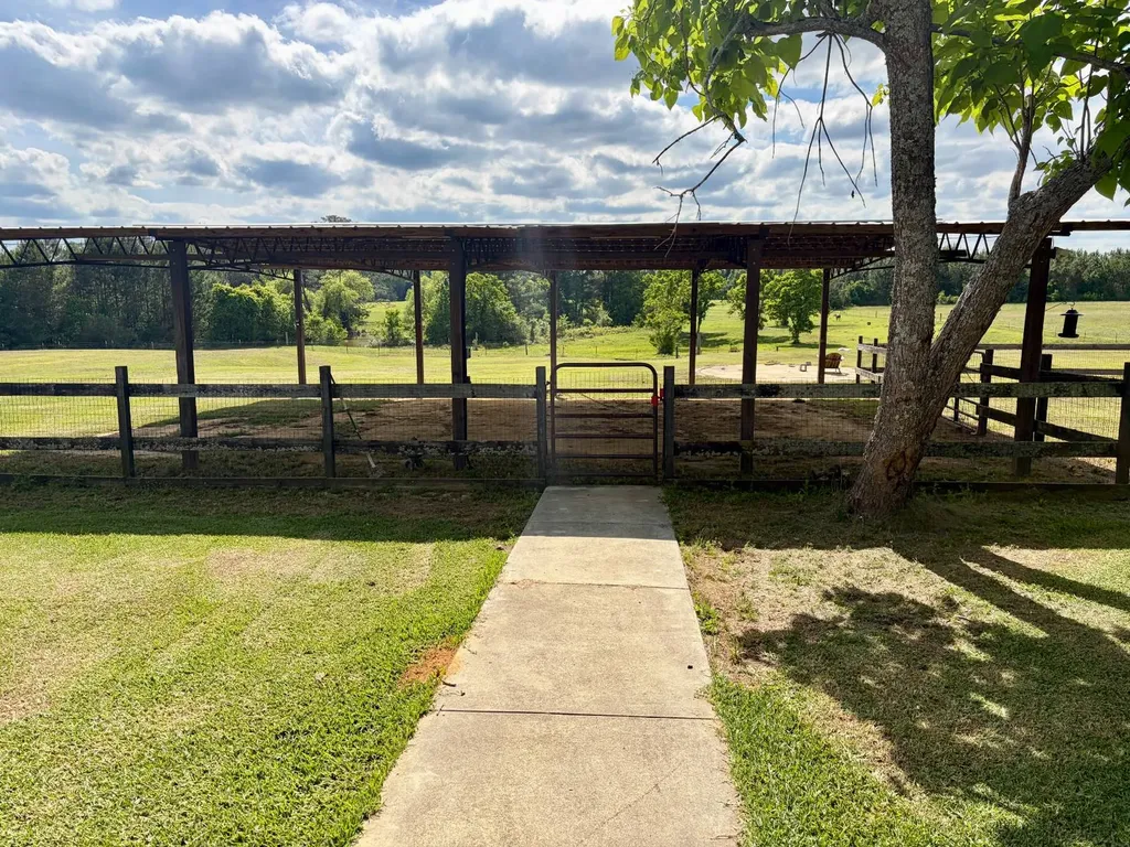 10954 Mckenzie Grade Road Georgiana AL 36033