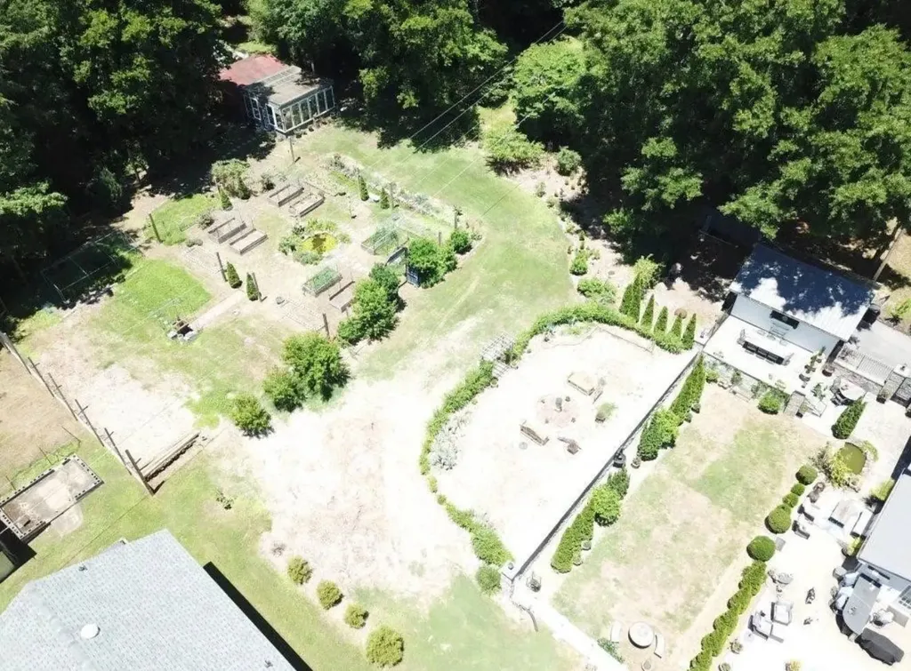 2104 Gault S Avenue Fort Payne AL 35967