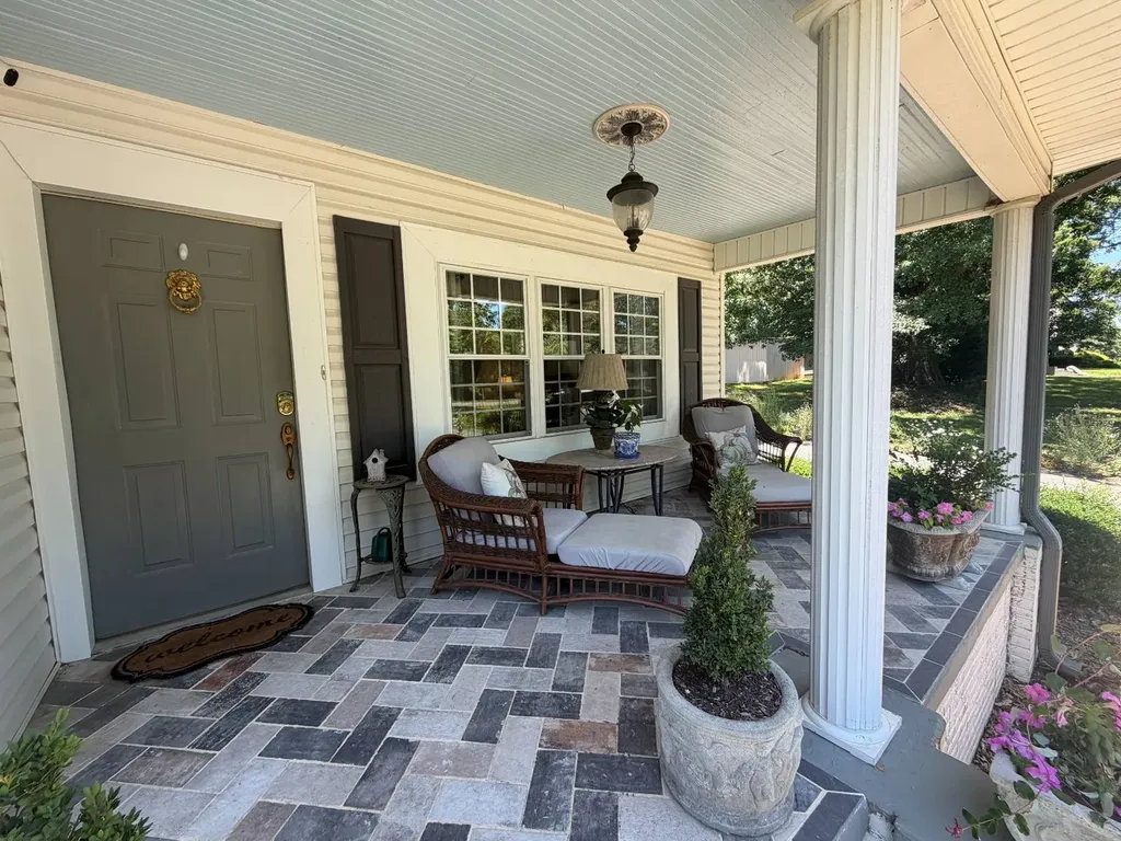 2104 Gault S Avenue Fort Payne AL 35967