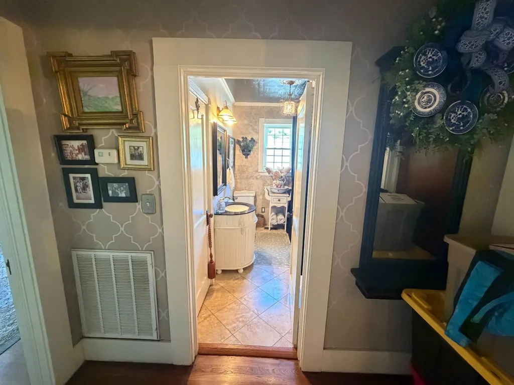 2104 Gault S Avenue Fort Payne AL 35967