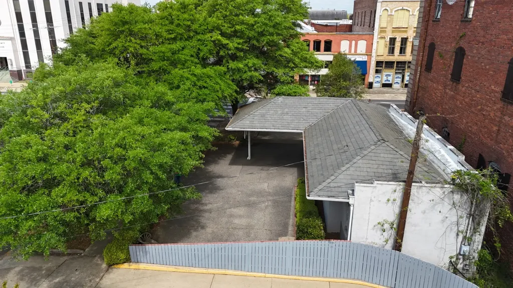 30 Lauderdale Street Selma AL 36701