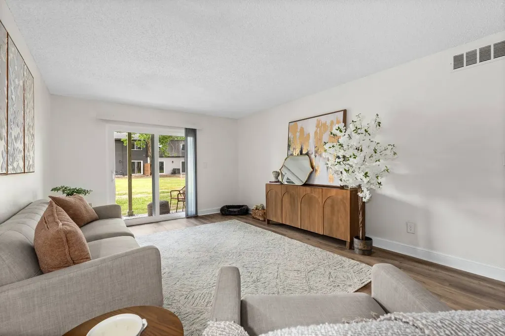 442 Cottage Hill Mobile AL 36606
