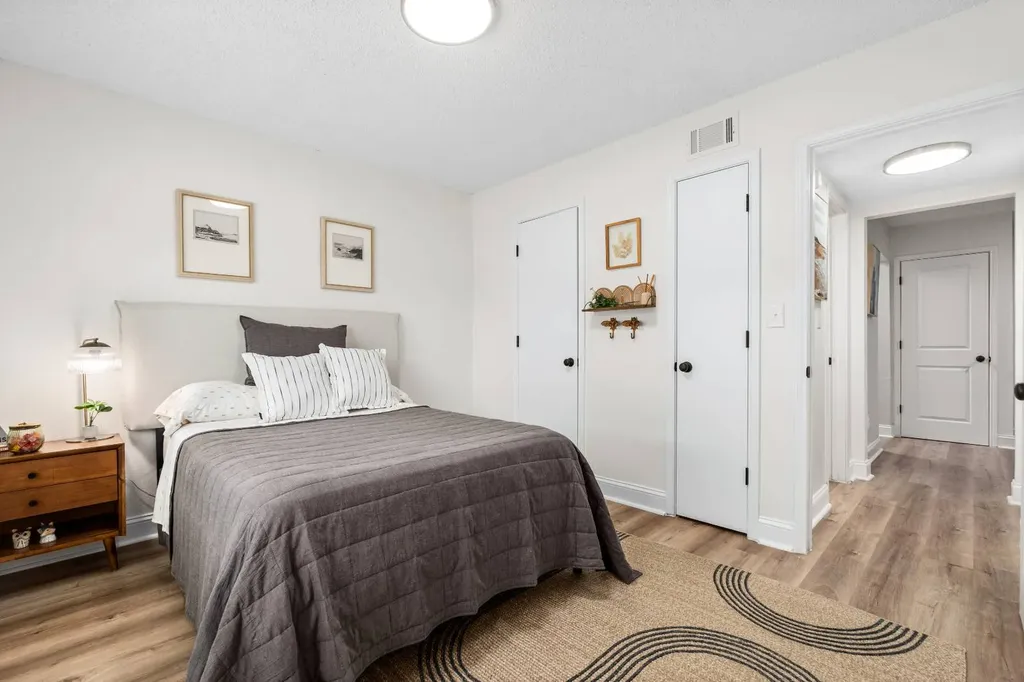 442 Cottage Hill Mobile AL 36606
