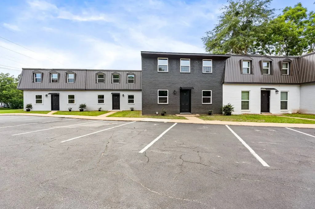 442 Cottage Hill Mobile AL 36606