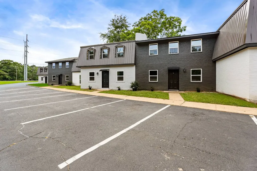 442 Cottage Hill Mobile AL 36606
