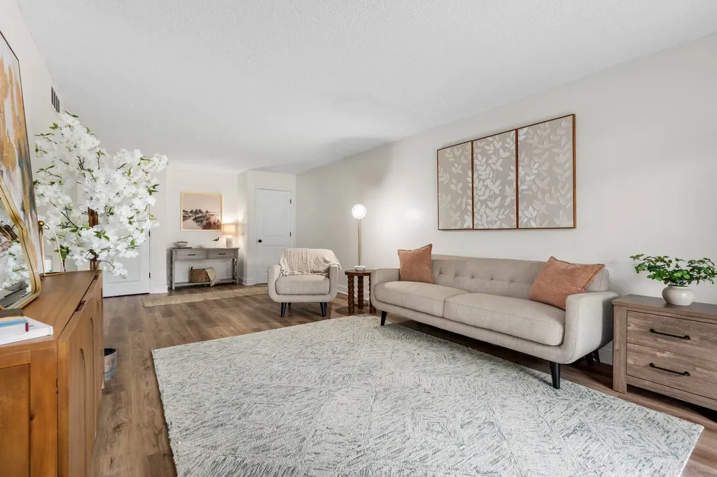 442 Cottage Hill Mobile AL 36606