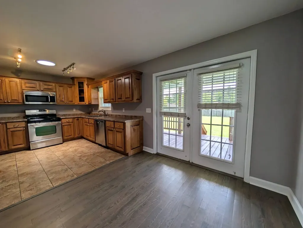 1784 Lasseter Road Southside AL 35907