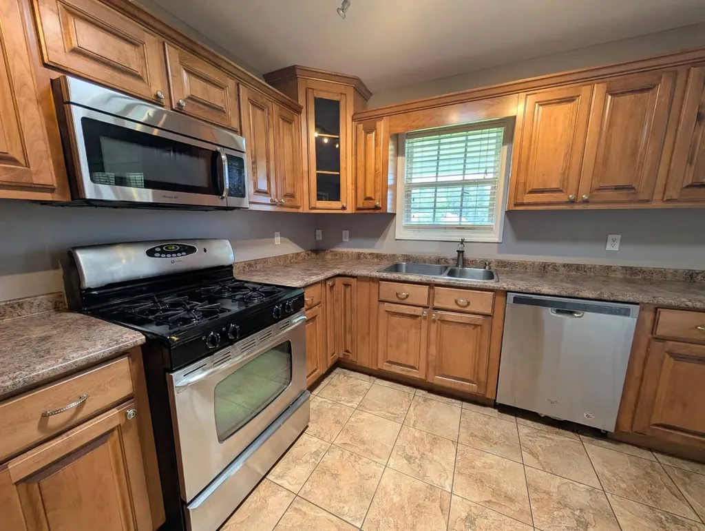 1784 Lasseter Road Southside AL 35907