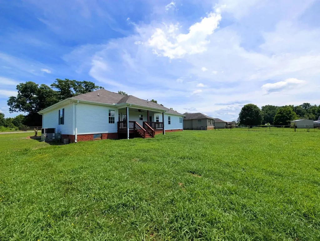 1784 Lasseter Road Southside AL 35907