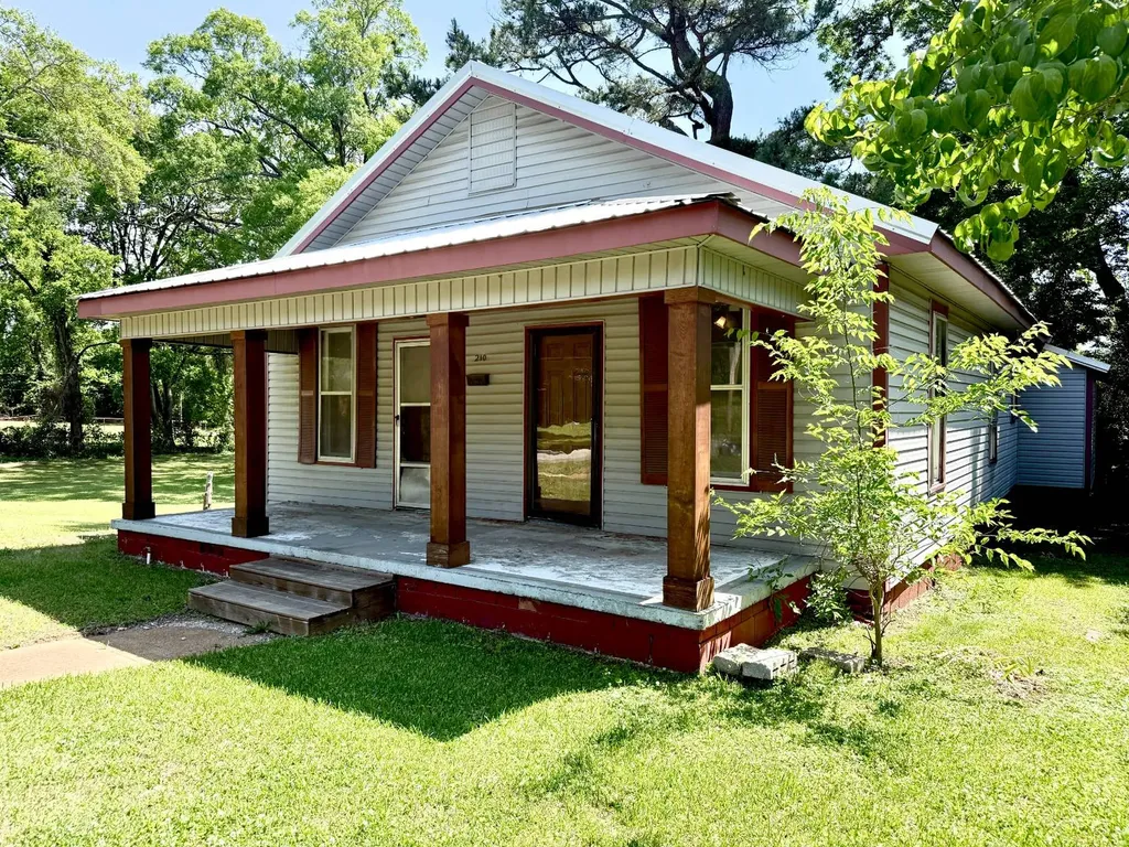 210 4th Avenue NW Decatur AL 35601