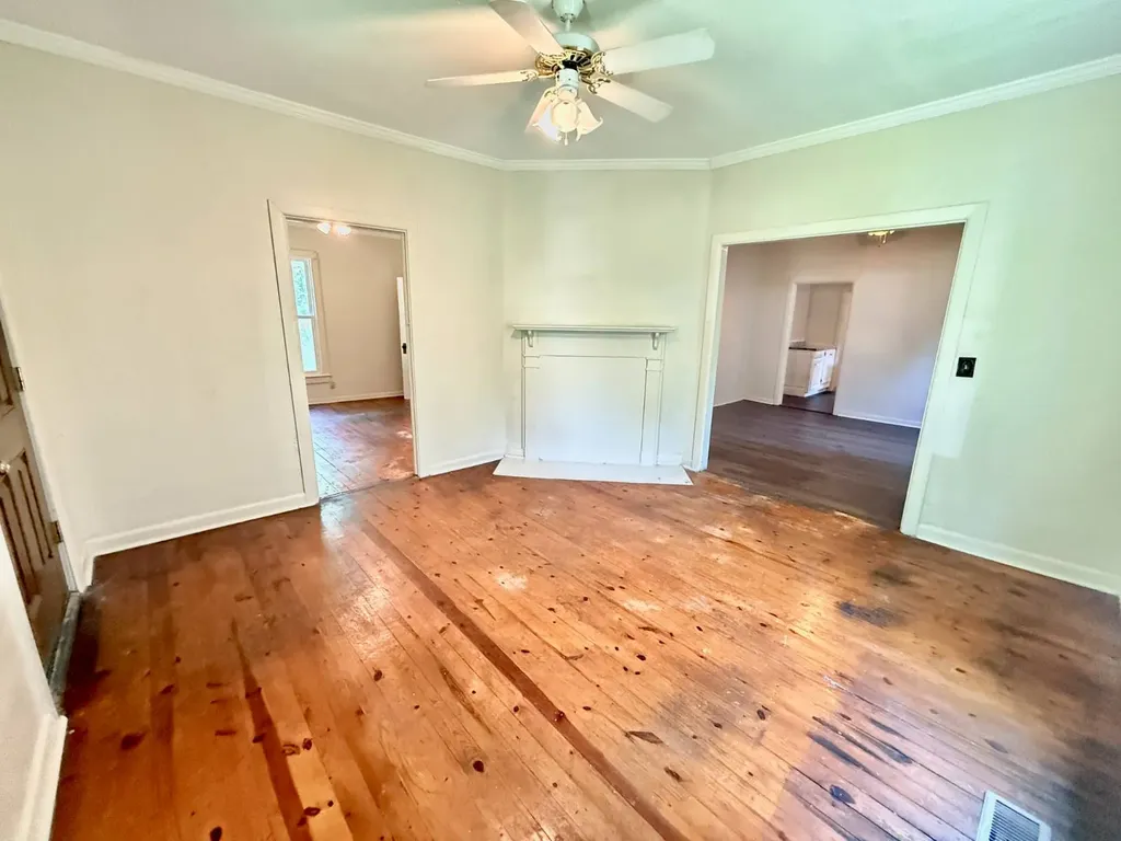 210 4th Avenue NW Decatur AL 35601