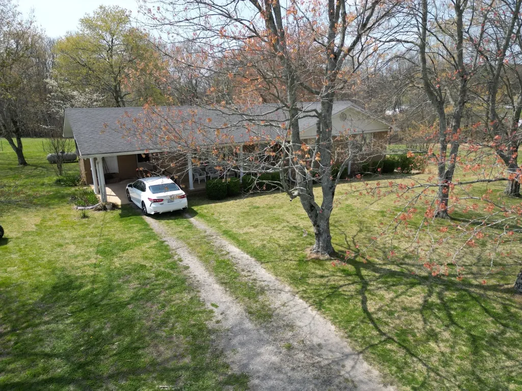 8154 Tommy Hill Road Anderson AL 35610