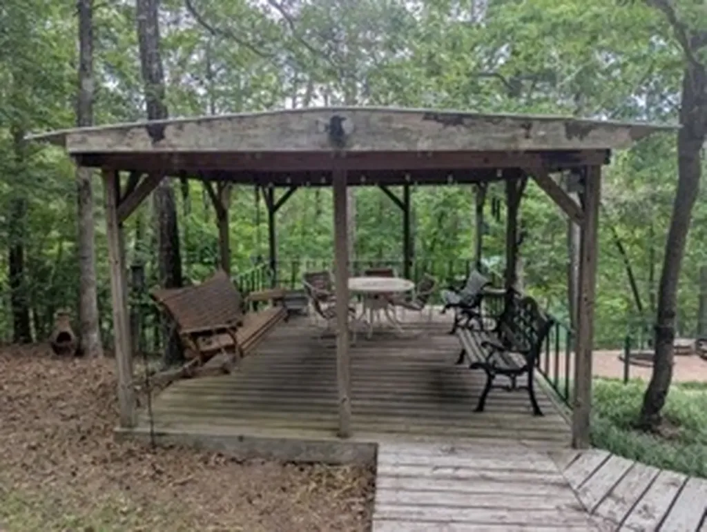 231 County Road 3144 Houston AL 35572