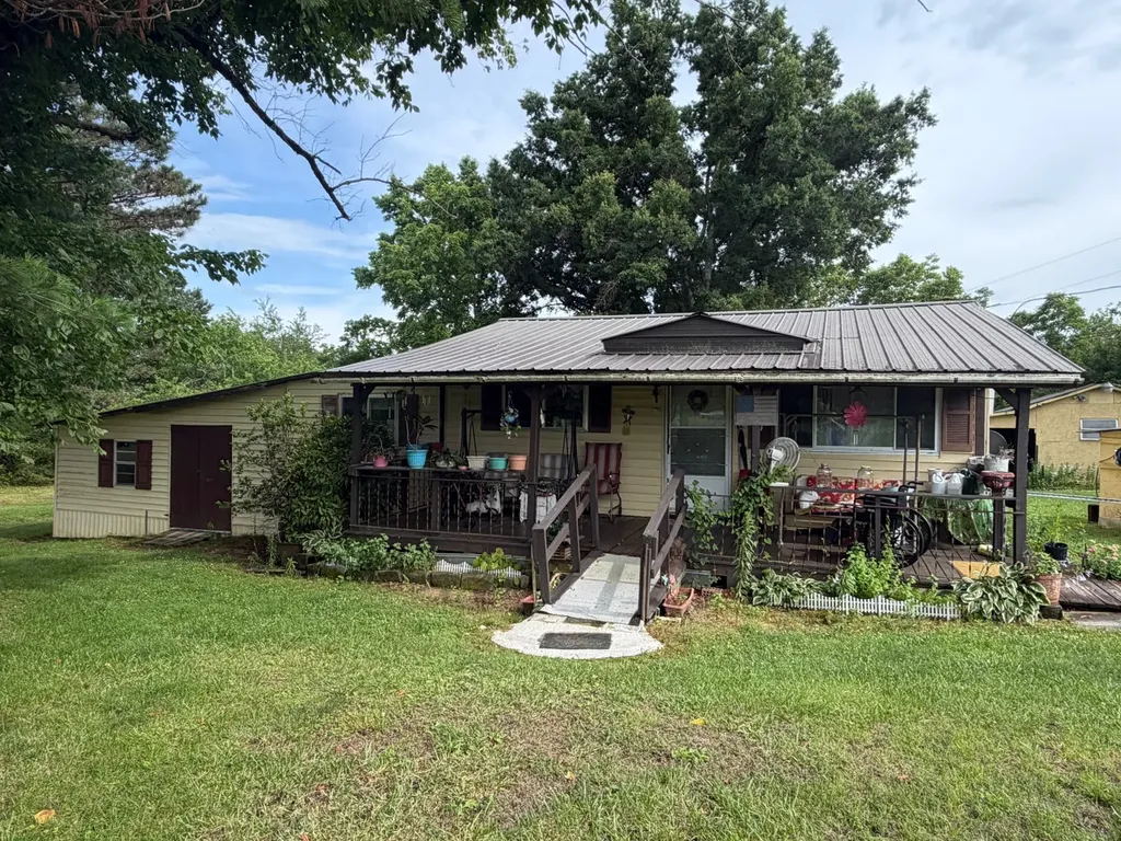 258 County Road 660 Pisgah AL 35765