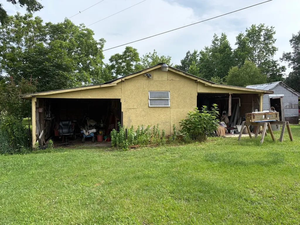 258 County Road 660 Pisgah AL 35765