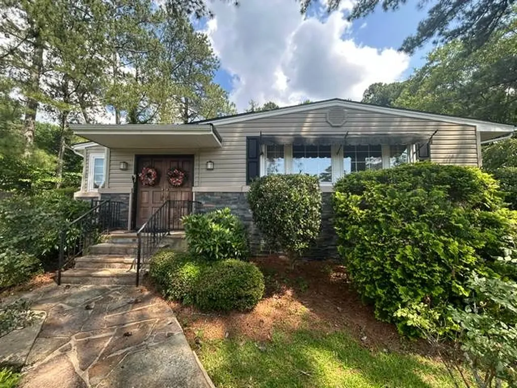 841 Coleman Drive Anniston AL 36207