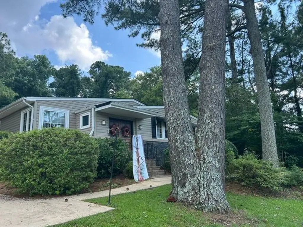 841 Coleman Drive Anniston AL 36207