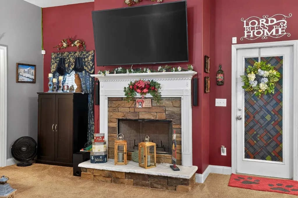7053 Summerdale Drive Mccalla AL 35111