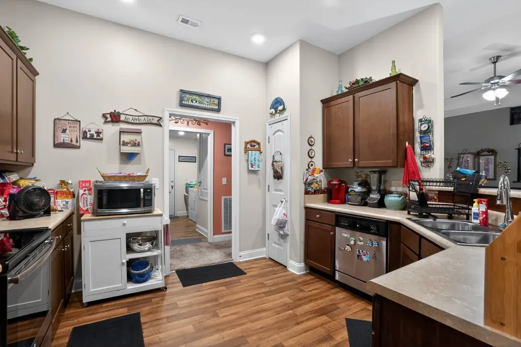 7053 Summerdale Drive Mccalla AL 35111