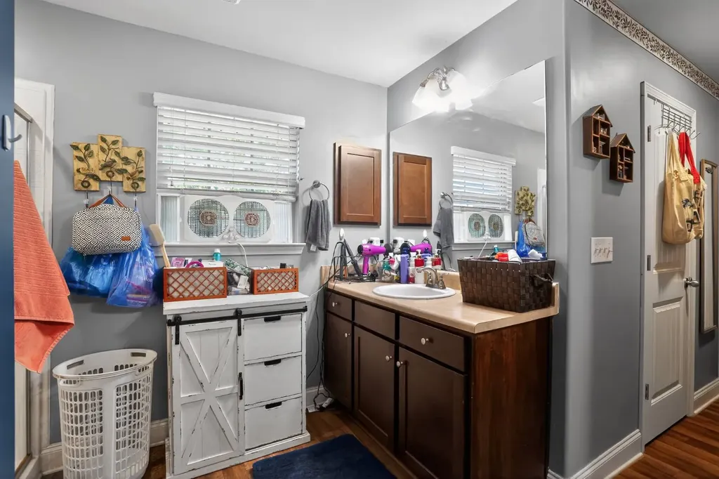 7053 Summerdale Drive Mccalla AL 35111