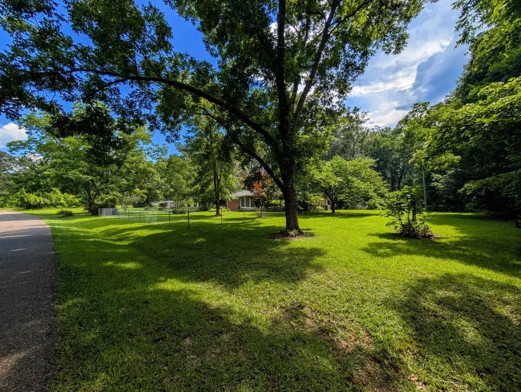 3356 Bridgepoint Road Southside AL 35907