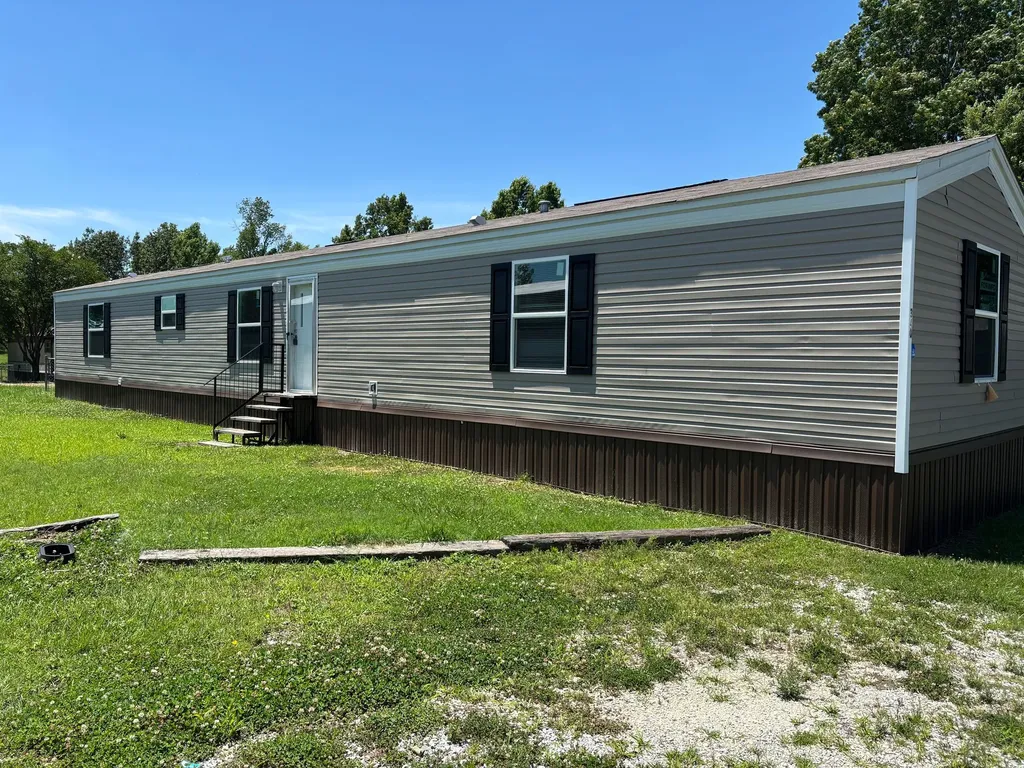2038 Lee Road 137 Auburn AL 36832