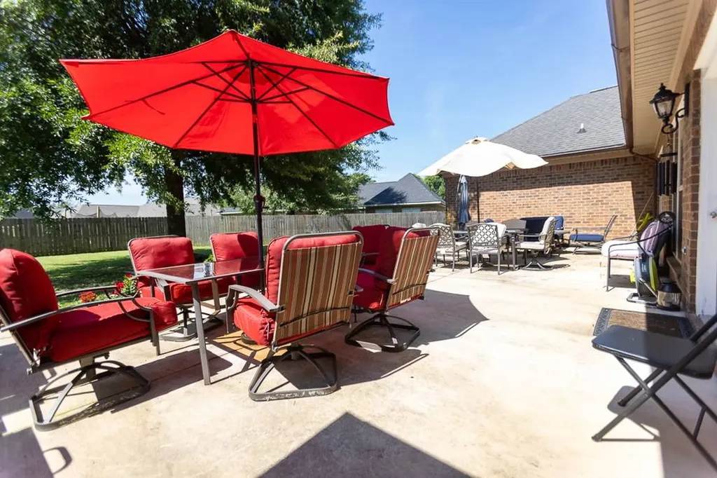 11934 Aspenwood Drive Moundville AL 35474