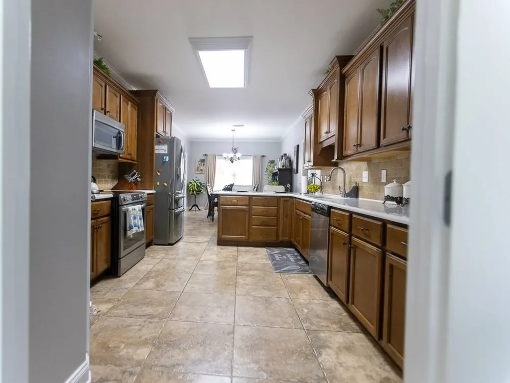 11934 Aspenwood Drive Moundville AL 35474
