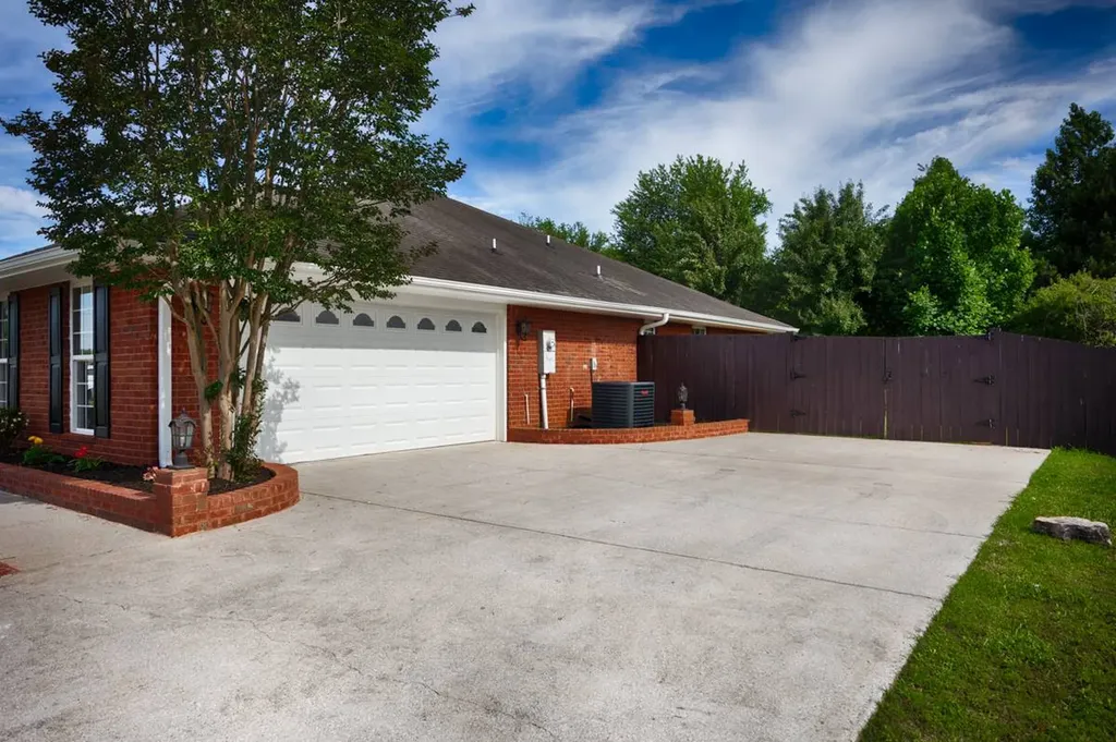 28069 Odie Scott Drive Ardmore AL 35739