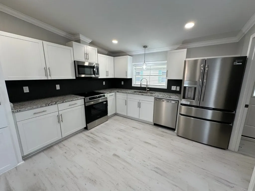 8701 Arlington Drive Foley AL 36535